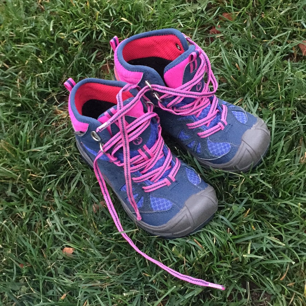 Merrell hiking boots. Girls size 13.